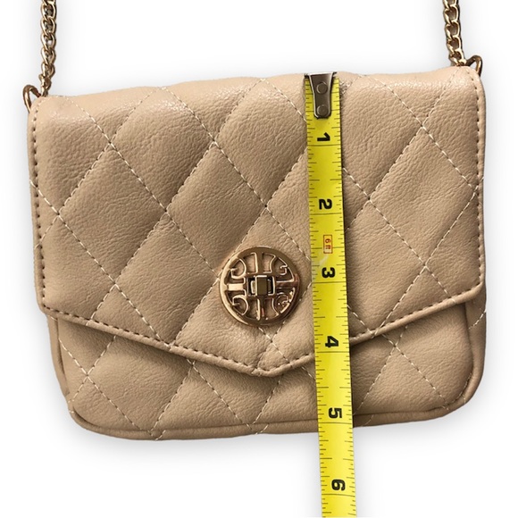 Cream Quilted Crossbody Bag with Gold Chain Strap - Picture 7 of 7